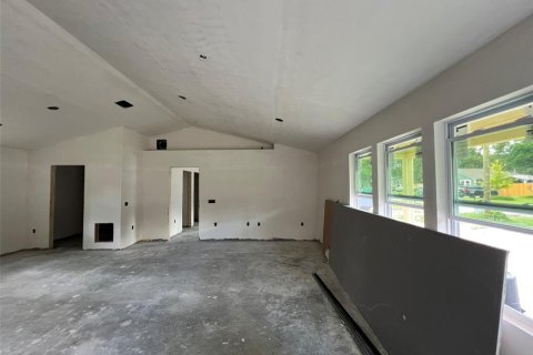 House in High Springs, Florida 3 bedrooms, 111.48 sq.m. № 2419133 - photo 3