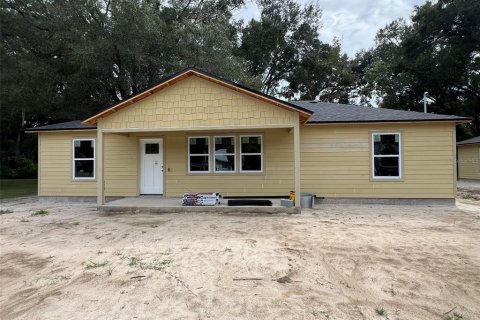 House in High Springs, Florida 3 bedrooms, 111.48 sq.m. № 2419133