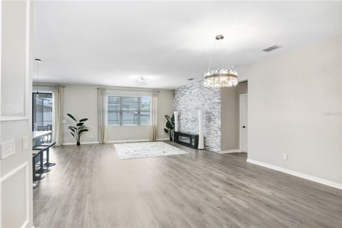 House in Riverview, Florida 4 bedrooms, 289.67 sq.m. № 1824303 - photo 11