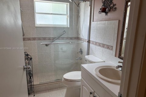 Copropriété à vendre à Miami, Floride: 3 chambres, 104.05 m2 № 2041130 - photo 7