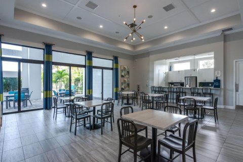 Casa en alquiler en Royal Palm Beach, Florida, 3 dormitorios, 209.87 m2 № 959416 - foto 1