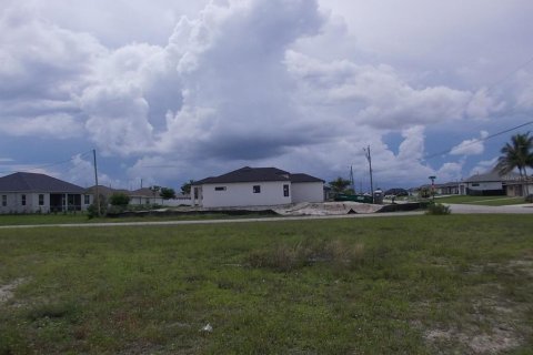 Terrain à vendre à Cape Coral, Floride № 2235156 - photo 7