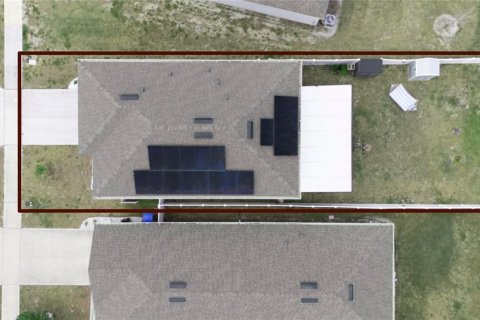 House in Deltona, Florida 5 bedrooms, 227.42 sq.m. № 2110537 - photo 9