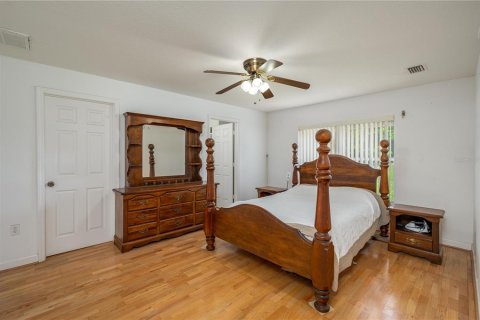 Villa ou maison à vendre à Frostproof, Floride: 2 chambres, 143.26 m2 № 2306564 - photo 16