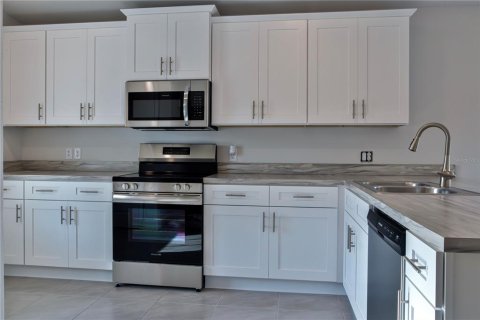 Casa en venta en Bell, Florida, 3 dormitorios, 137.31 m2 № 1686525 - foto 8