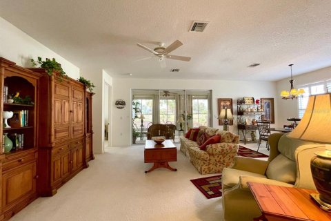 House in Ocala, Florida 2 bedrooms, 162.86 sq.m. № 1001174 - photo 17