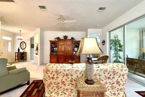 House in Ocala, Florida 2 bedrooms, 162.86 sq.m. № 1001174 - photo 20