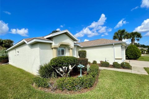 House in Ocala, Florida 2 bedrooms, 162.86 sq.m. № 1001174 - photo 5