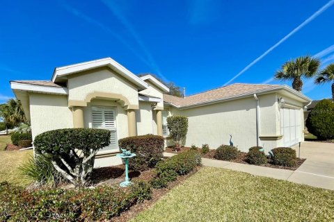 House in Ocala, Florida 2 bedrooms, 162.86 sq.m. № 1001174 - photo 3