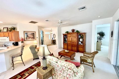 House in Ocala, Florida 2 bedrooms, 162.86 sq.m. № 1001174 - photo 18