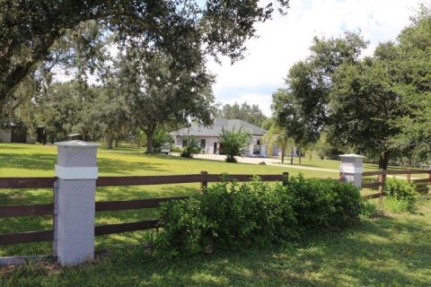 Terreno en venta en Clermont, Florida № 1918629 - foto 12
