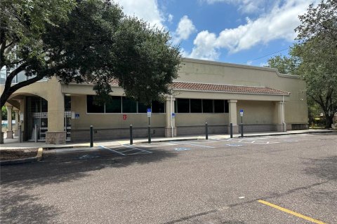 Commercial property in Tampa, Florida 1395.58 sq.m. № 1570883 - photo 5