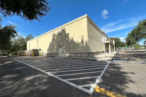 Commercial property in Tampa, Florida 1395.58 sq.m. № 1570883 - photo 4