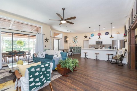 Casa en venta en Spring Hill, Florida, 3 dormitorios, 176.89 m2 № 1766153 - foto 10