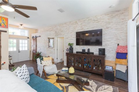 Casa en venta en Spring Hill, Florida, 3 dormitorios, 176.89 m2 № 1766153 - foto 13