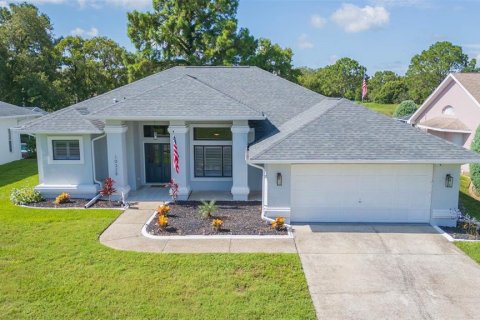 Casa en venta en Spring Hill, Florida, 3 dormitorios, 176.89 m2 № 1766153 - foto 3