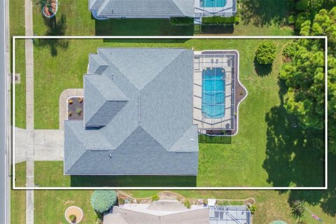 Casa en venta en Spring Hill, Florida, 3 dormitorios, 176.89 m2 № 1766153 - foto 4