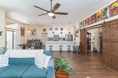 Casa en venta en Spring Hill, Florida, 3 dormitorios, 176.89 m2 № 1766153 - foto 11