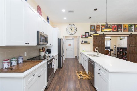 Casa en venta en Spring Hill, Florida, 3 dormitorios, 176.89 m2 № 1766153 - foto 18