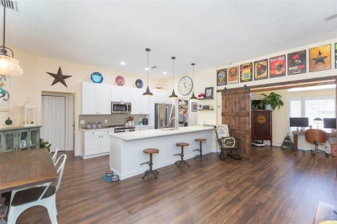 Casa en venta en Spring Hill, Florida, 3 dormitorios, 176.89 m2 № 1766153 - foto 15