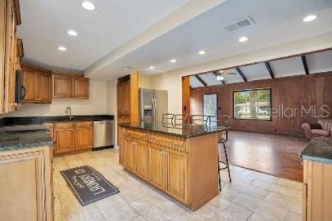 Villa ou maison à louer à DeLand, Floride: 2 chambres, 137.59 m2 № 2386353 - photo 12