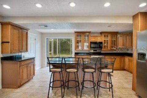 Villa ou maison à louer à DeLand, Floride: 2 chambres, 137.59 m2 № 2386353 - photo 9