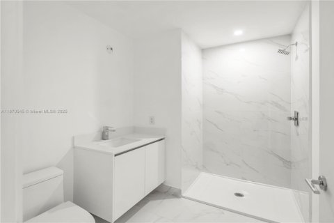 Condominio en venta en Miami, Florida, 2 dormitorios, 145.95 m2 № 1980039 - foto 28