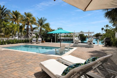 House in Tavernier, Florida 3 bedrooms, 124.86 sq.m. № 1844049 - photo 28