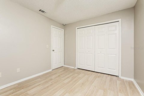 Villa ou maison à louer à Kissimmee, Floride: 3 chambres, 160.54 m2 № 1902742 - photo 13