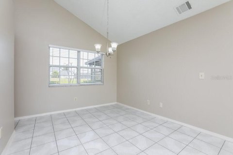 Villa ou maison à louer à Kissimmee, Floride: 3 chambres, 160.54 m2 № 1902742 - photo 4