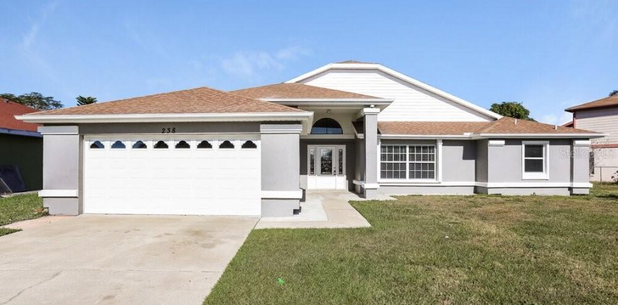 Villa ou maison à Kissimmee, Floride 3 chambres, 160.54 m2 № 1902742