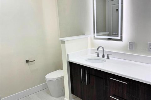Condominio en alquiler en Saint Petersburg, Florida, 2 dormitorios, 125.42 m2 № 1534993 - foto 9