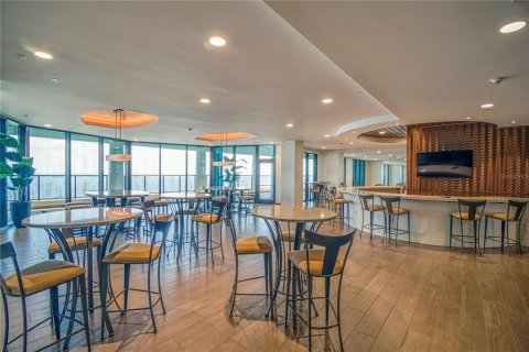 Condominio en alquiler en Saint Petersburg, Florida, 2 dormitorios, 125.42 m2 № 1534993 - foto 16