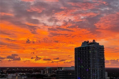 Condominio en alquiler en Saint Petersburg, Florida, 2 dormitorios, 125.42 m2 № 1534993 - foto 12