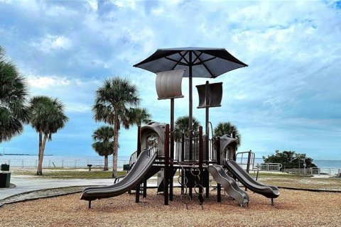 Terreno en venta en New Port Richey, Florida № 1876951 - foto 8