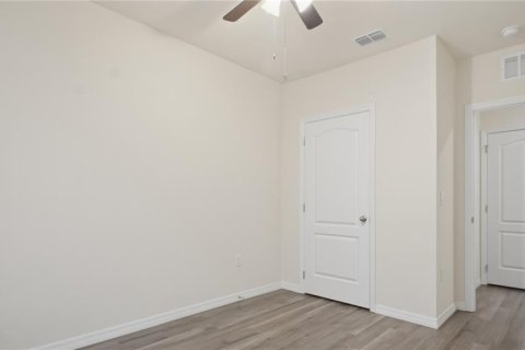 Townhouse in Davenport, Florida 3 bedrooms, 138.24 sq.m. № 2200747 - photo 29