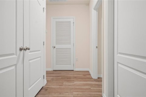 Townhouse in Davenport, Florida 3 bedrooms, 138.24 sq.m. № 2200747 - photo 19