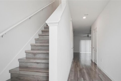 Townhouse in Davenport, Florida 3 bedrooms, 138.24 sq.m. № 2200747 - photo 17