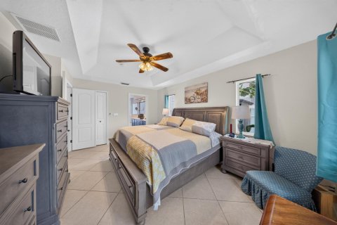 Villa ou maison à vendre à Port St. Lucie, Floride: 4 chambres, 177.81 m2 № 2365199 - photo 22
