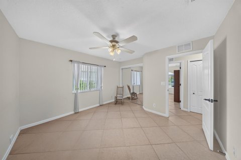 Villa ou maison à vendre à Port St. Lucie, Floride: 4 chambres, 177.81 m2 № 2365199 - photo 30