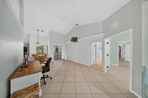 Villa ou maison à vendre à Port St. Lucie, Floride: 4 chambres, 177.81 m2 № 2365199 - photo 8