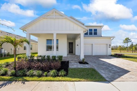 House in Winter Garden, Florida 5 bedrooms, 302.49 sq.m. № 1586518 - photo 1