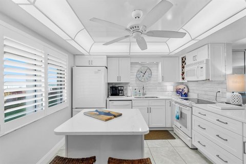 Condominio en alquiler en New Smyrna Beach, Florida, 2 dormitorios, 97.08 m2 № 1554615 - foto 7