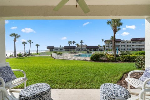 Condominio en alquiler en New Smyrna Beach, Florida, 2 dormitorios, 97.08 m2 № 1554615 - foto 1