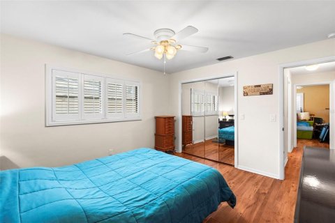 House in Dunedin, Florida 3 bedrooms, 193.42 sq.m. № 1690801 - photo 24