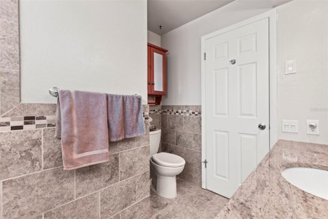 House in Dunedin, Florida 3 bedrooms, 193.42 sq.m. № 1690801 - photo 26