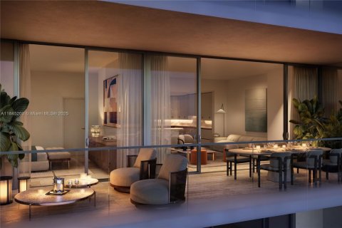 Condo in Miami, Florida, 2 bedrooms  № 1840950 - photo 2