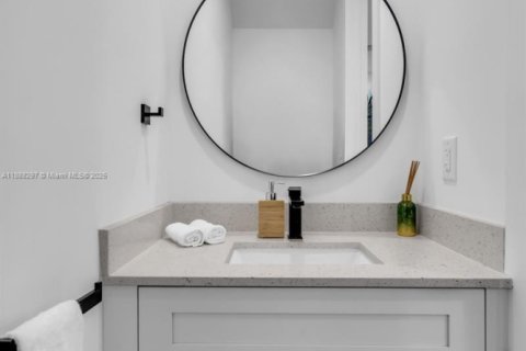 Adosado en alquiler en Miami, Florida, 3 dormitorios, 185.8 m2 № 1939064 - foto 20