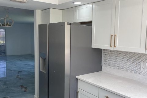 Condominio en venta en North Fort Myers, Florida, 2 dormitorios, 93.65 m2 № 2095568 - foto 19