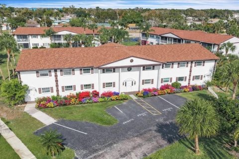 Condominio en venta en North Fort Myers, Florida, 2 dormitorios, 93.65 m2 № 2095568 - foto 22